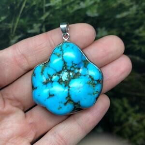 Faux turquoise pendant - DIY